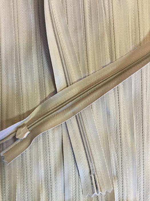 Tan Invisible Zippers 22 Inches Color 896 - ZipUpZipper