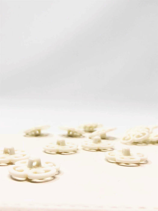 White Plastic Floral Shank Button 1 inch - ZipUpZipper