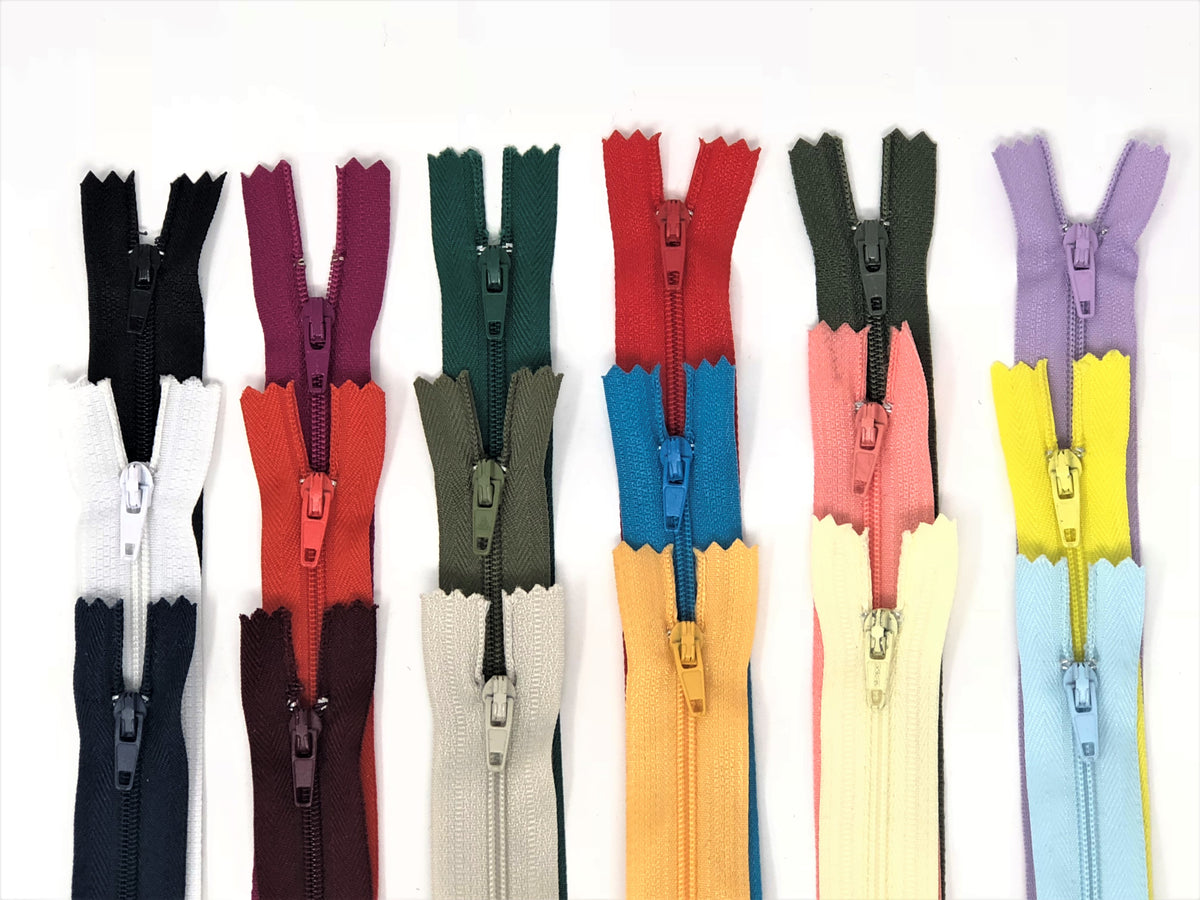 Nylon Zippers 7 Inches Coil #3 Closed Bottom — ZipUpZipper